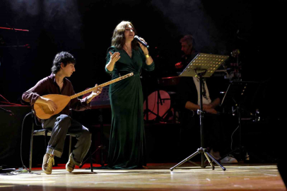 Serenad Bağcan ile ’Can Pazarı’
