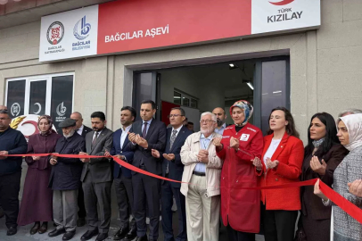 Bağcılar’da günlük 5 bin kişiye sıcak yemek verme kapasitesine sahip aşevi açıldı
