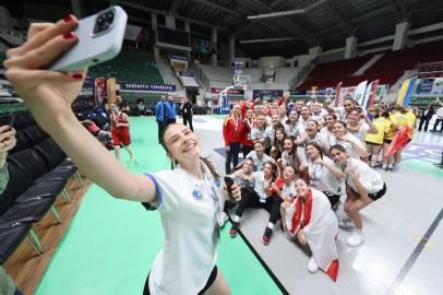 Bursa’da spor şenliklerinde kardeşlik rüzgarı

