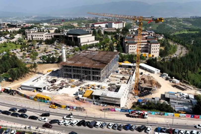Umuttepe’deki cami ve otopark inşaatı hızla ilerliyor
