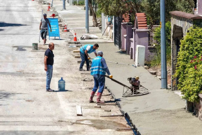 Başiskele’de mahalleler "Köşe Bucak Güzel İşler" çalışmasıyla yenileniyor
