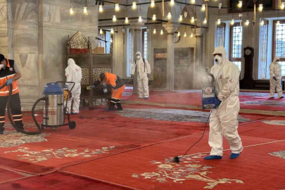 Fatih Camii’nde Kurban Bayramı hazırlığı
