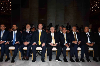 Aziz Yıldırım: "En büyük Fener sezonu başlamıştır"
