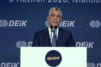 Ticaret Bakanı Bolat: "İhracatçılarımız Cumhuriyet tarihinin günlük ihracat rekorunu yenilediler"
