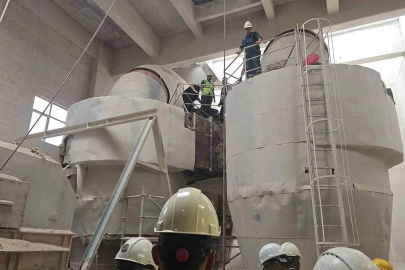 Safi Çimento fabrikasında kazana düşen işçi ağır yaralandı
