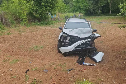 Karşı şeride geçen otomobille tır çarpıştı: 1 yaralı
