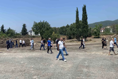Körfez’deki tır parkı gerginliğine "Akıl tutulmasıdır" açıklaması
