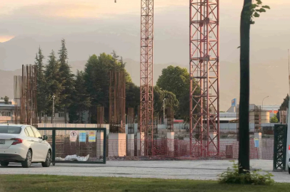 Fabrika inşaatında iş kazası: 1 yaralı
