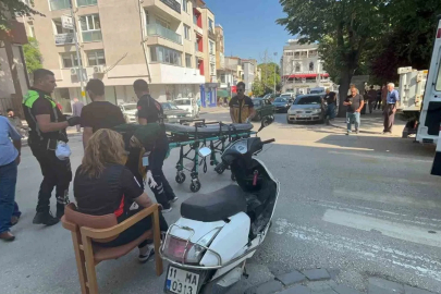 Kazada yaralanan yolcuya esnaftan sandalyeli destek
