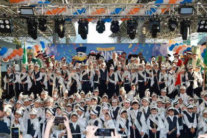 Gebze’deki sünnet şöleninde çocuklar doyasıya eğlendi
