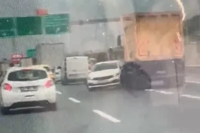 Kuzey Marmara Otoyolu’nda korku dolu anlar: Tır otomobili önüne alıp sürükledi
