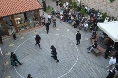 Türk kılıçları Zindankapı’da çarpıştı
