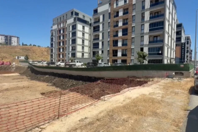 Bursa’da istinat duvarı çöktü, site sakinleri zamanla yarıştı
