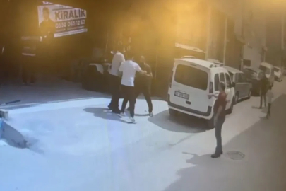 Mahalle savaş alanına döndü: Akraba kavgasında 1 kişi bıçaklandı, 6 kişi yaralandı
