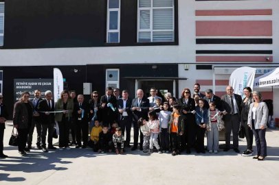 Nilüfer Belediyesi dijital deneyim merkezi açıldı
