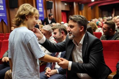 ’Seçer Pare’ Bursalı sanatseverlerle buluştu
