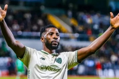 Kelechi Iheanacho’dan Bursaspor taraftarına Süper Lig sözü
