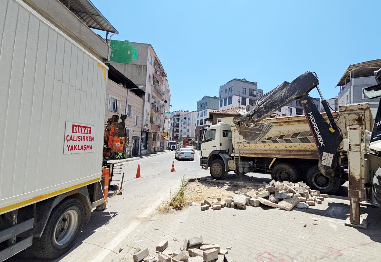 Mudanya’da alternatif yolda genişletme çalışmaları başladı
