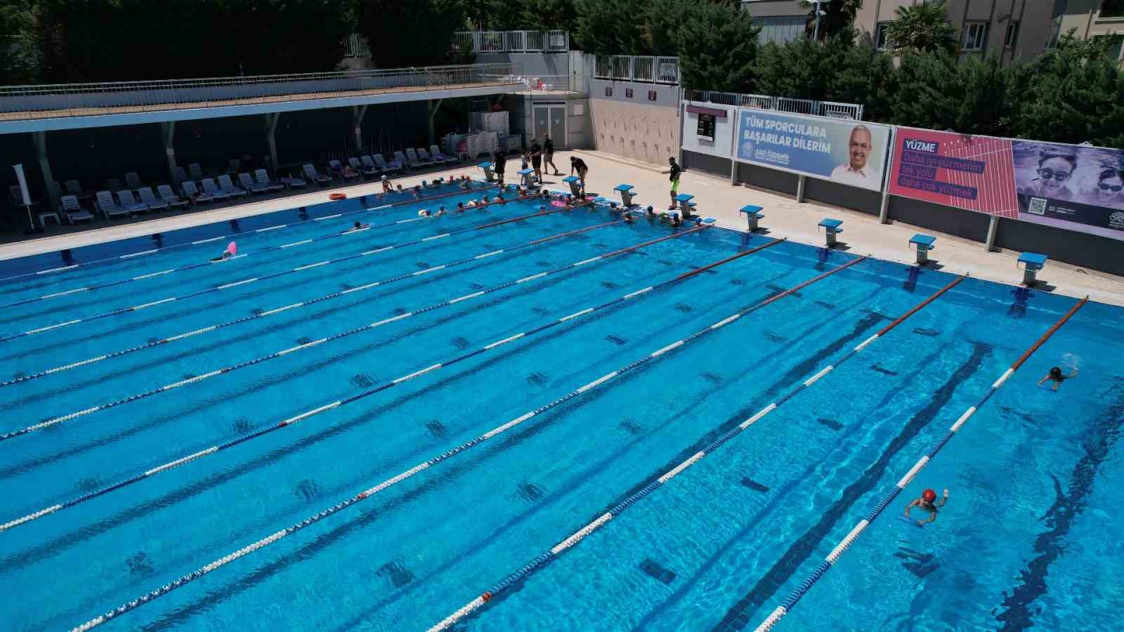 "Temiz Havuz" sertifikalı Konak Açık Yüzme Havuzu’nda sezon başladı
