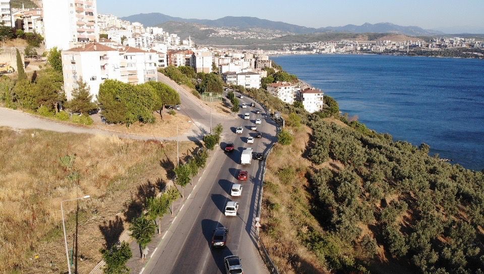 Gemlik-Kumla karayolunda yoğun trafik
