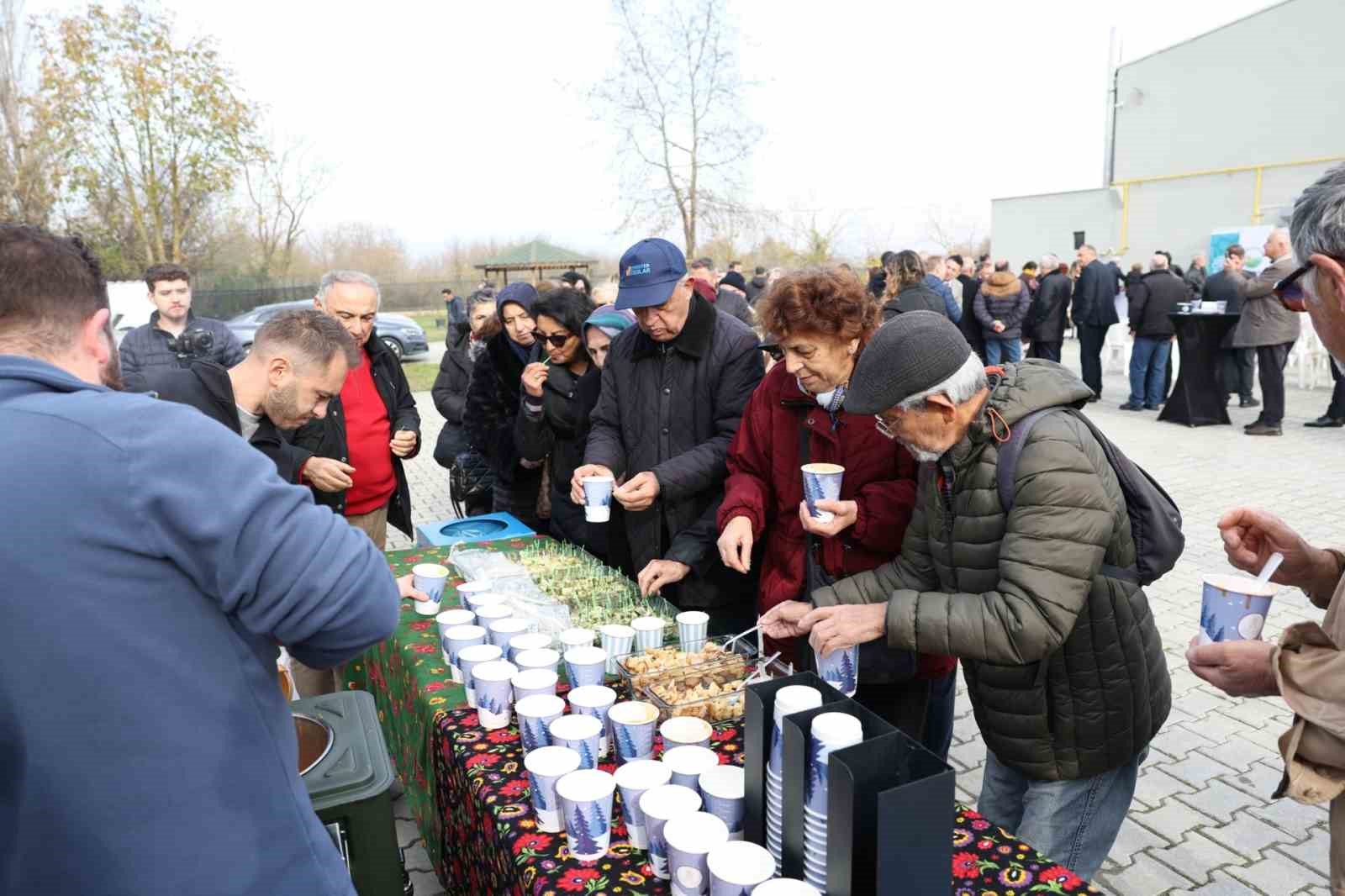Başkan Özdemir: "Toprağı koruyan kentler geleceğini güvence altına alır"
