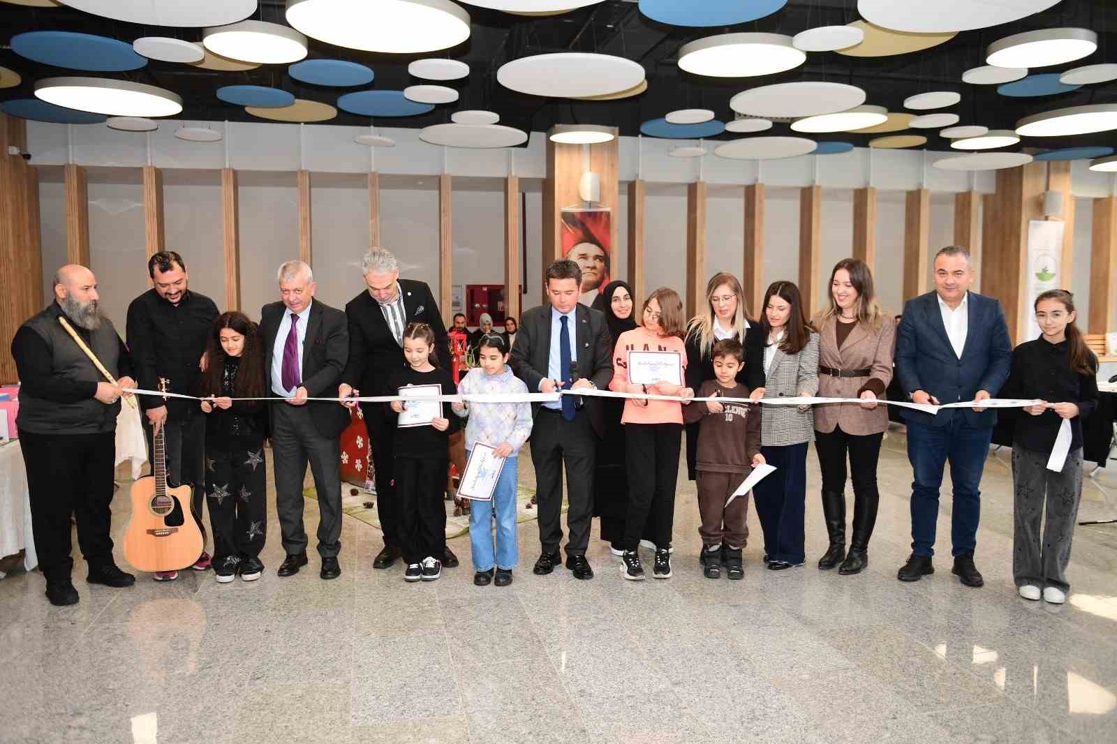 Osmangazi Belediyesi Yetenek Evleri’nde hayaller eserlere dönüştü
