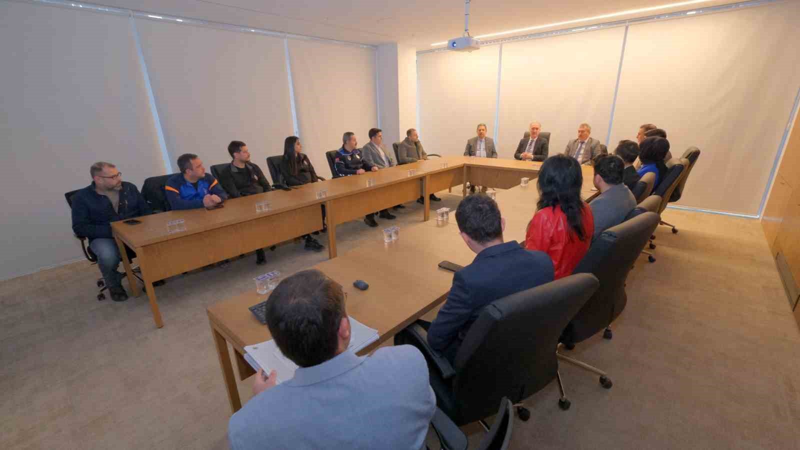 İnegöl Belediyesi personeline "İleri Excel Eğitimi"
